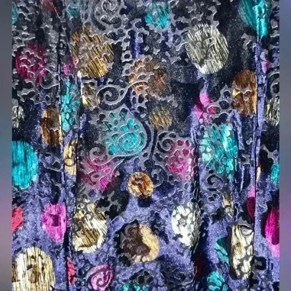 Velvet burnout long sleeve top Andrea Lieu black with purple teal pink dots - Picture 3 of 6